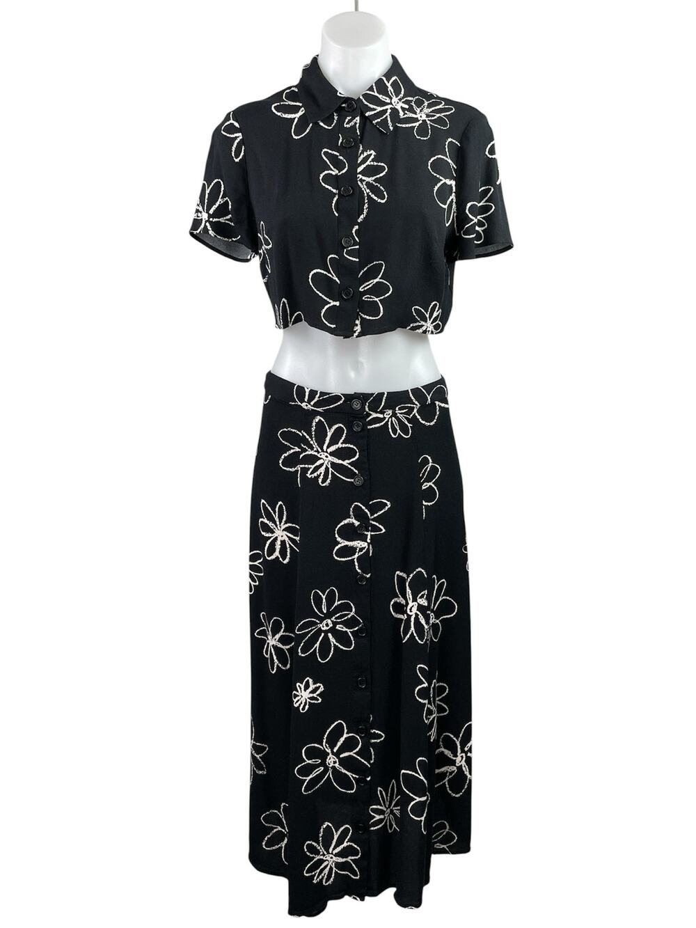 Reformation Women's Black White Floral Embroidered Crop Top & Midi Skirt Sets 4